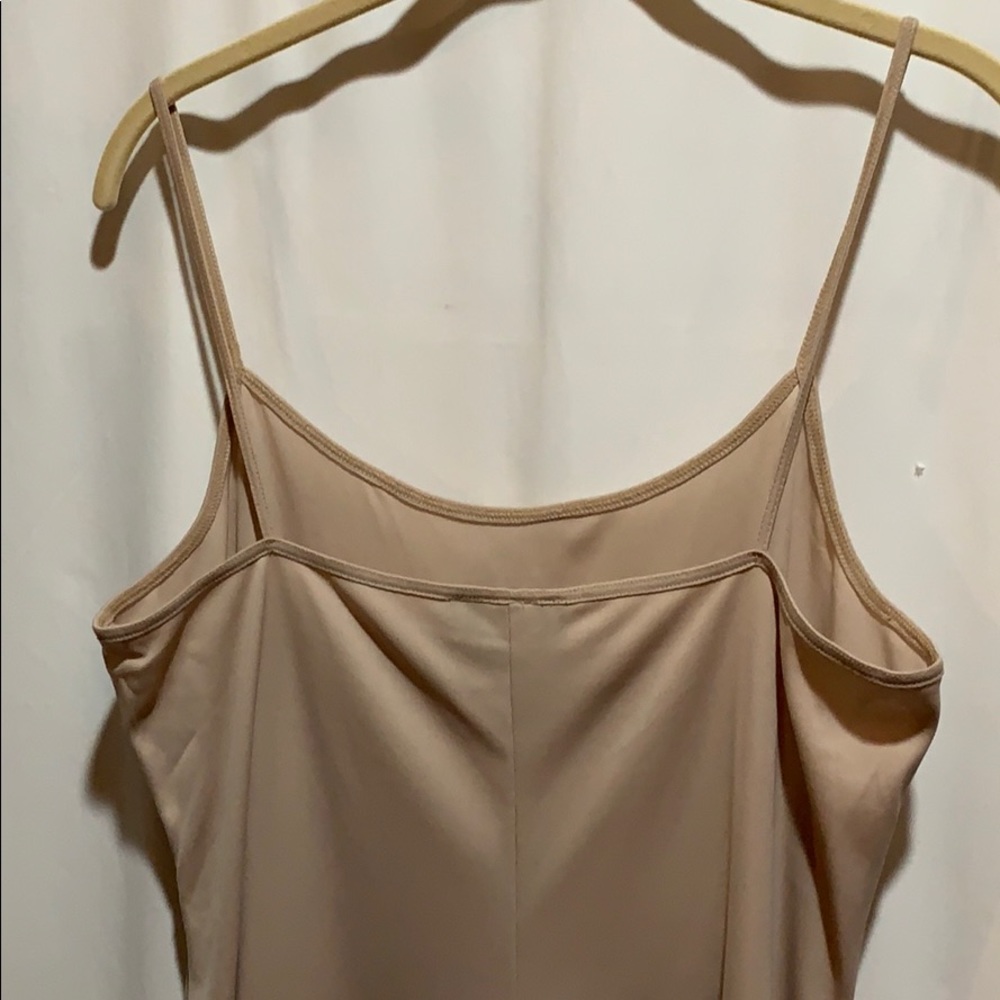 AQUA BLUES SLIP SZ M LITE TAN 100% POLY DRESS/SLIP - Picture 4 of 5
